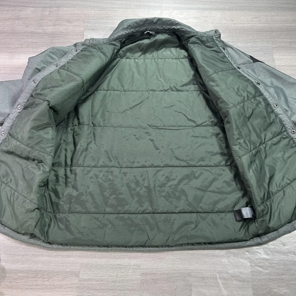 The North Face Jacket Mens Medium Green Quilted Snap‎ Front Insulated Shacket